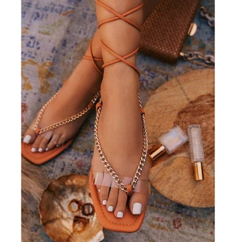 Летние сандалии 2021, Модная женская обувь с открытым носком и ремешком, украшение в виде цепочки, уличные пляжные сандалии, большие размеры