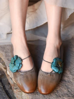 Artmu/ Женские босоножки с цветочным узором из натуральной кожи, сезон весна-лето, сандалии с закрытым носком, Элегантная обувь, роскошная кожаная обувь для дам.