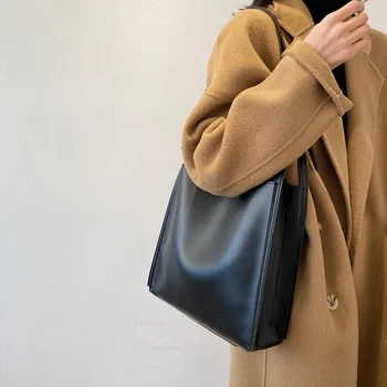 В 2023 году - высококачественный плечевой ремень с дизайнерской брошью, женская винтажная сумочка из искусственной кожи